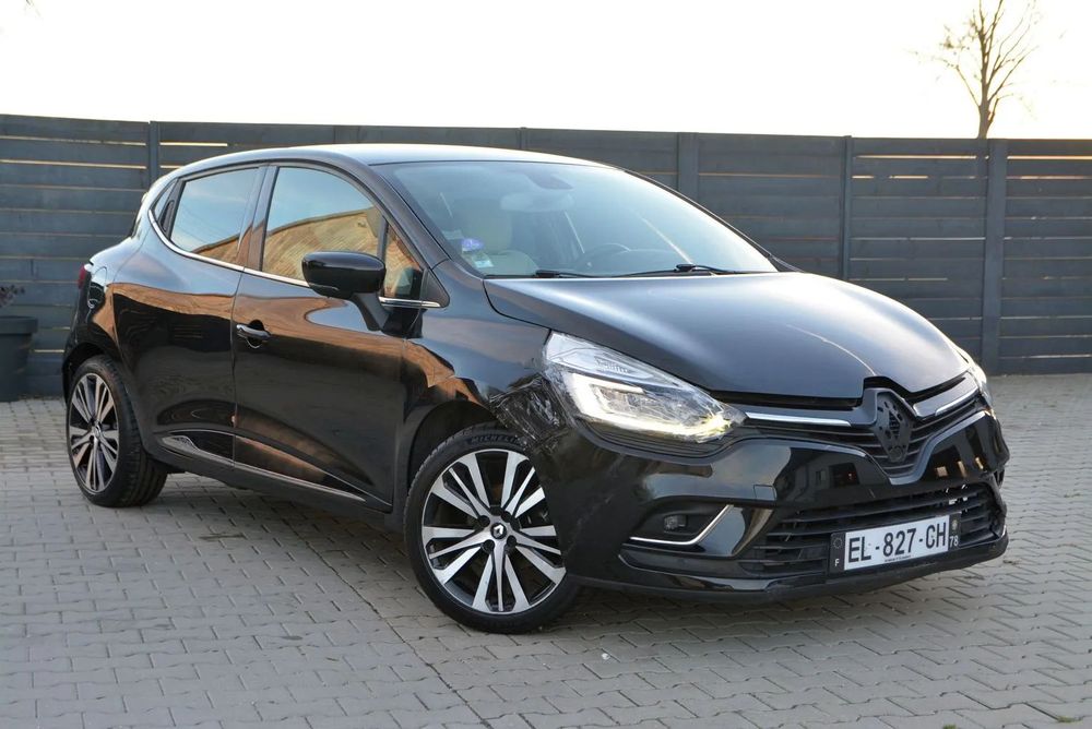 Renault Clio Initiale Paris Full Opcja 65 tyś. Przebieg  / Uszkodzony  / 40 zdjęć