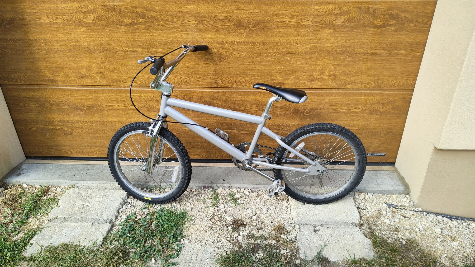 Rower BMX. 20".. Nowe opony.. Niemcy..