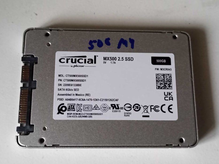 500GB SSD SATA 2.5" накопичувач Crucial як новий