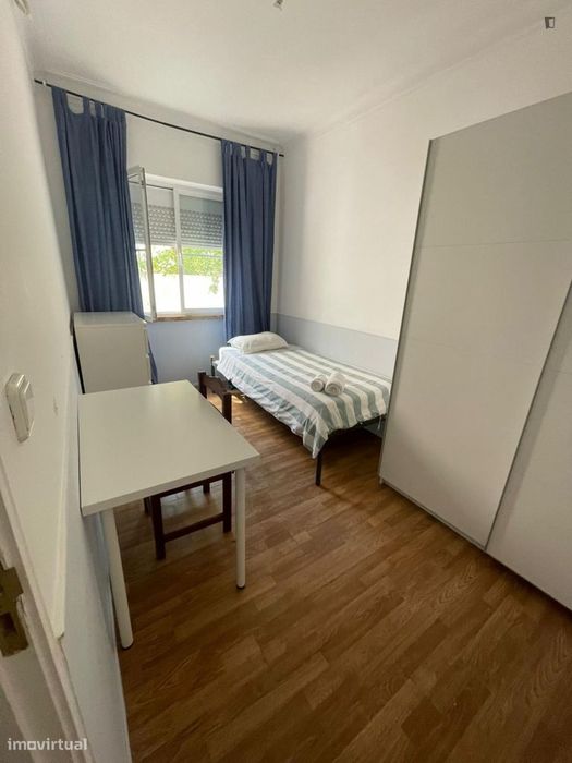 Quarto - localizado em Penha de França Lisbon