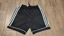Adidas spodenki chłopięce, szorty na  152 cm, na 11-12 lat