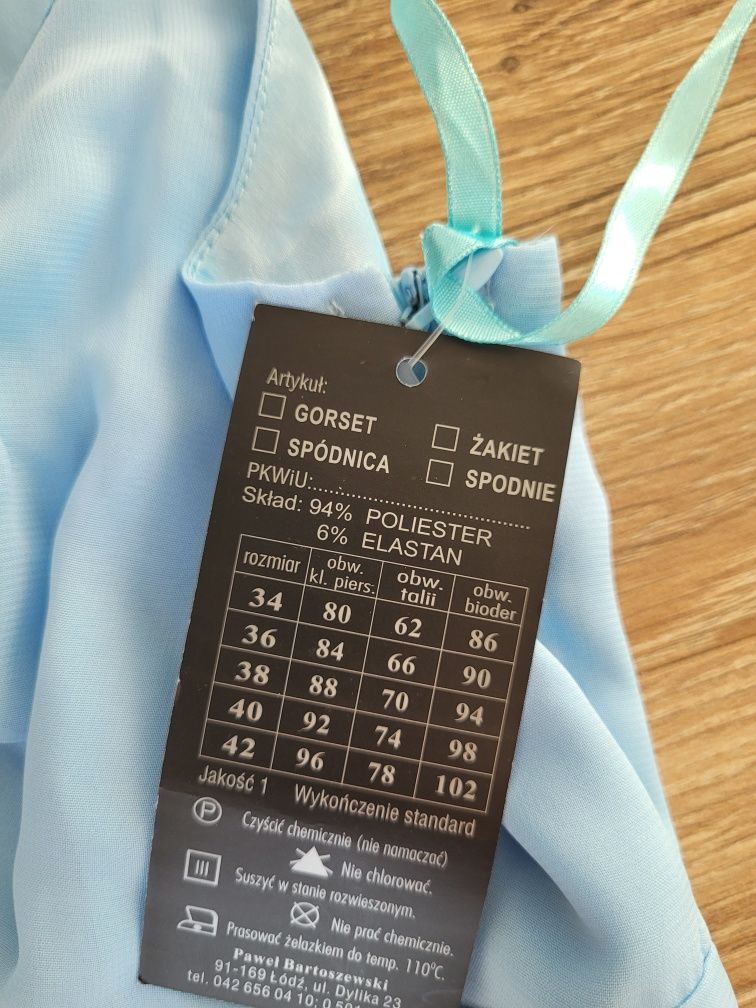 Nowa sukienka elegancka z metkami rozmiar 36