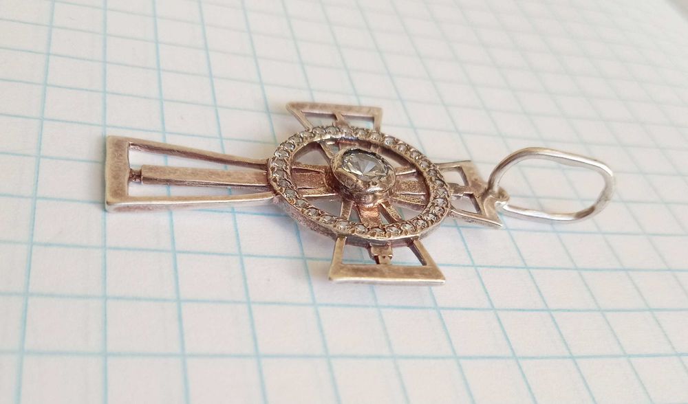 Кулон підвіска Хрестик з каменями. Срібло 925 проба, вага 2,77 г