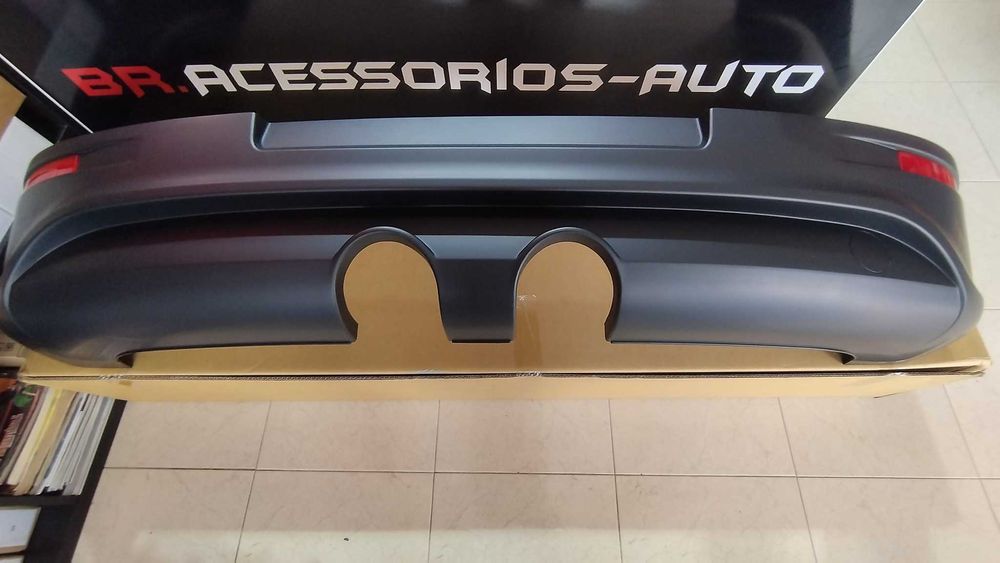 Parachoques / Difusor VW Golf 5 Look R32