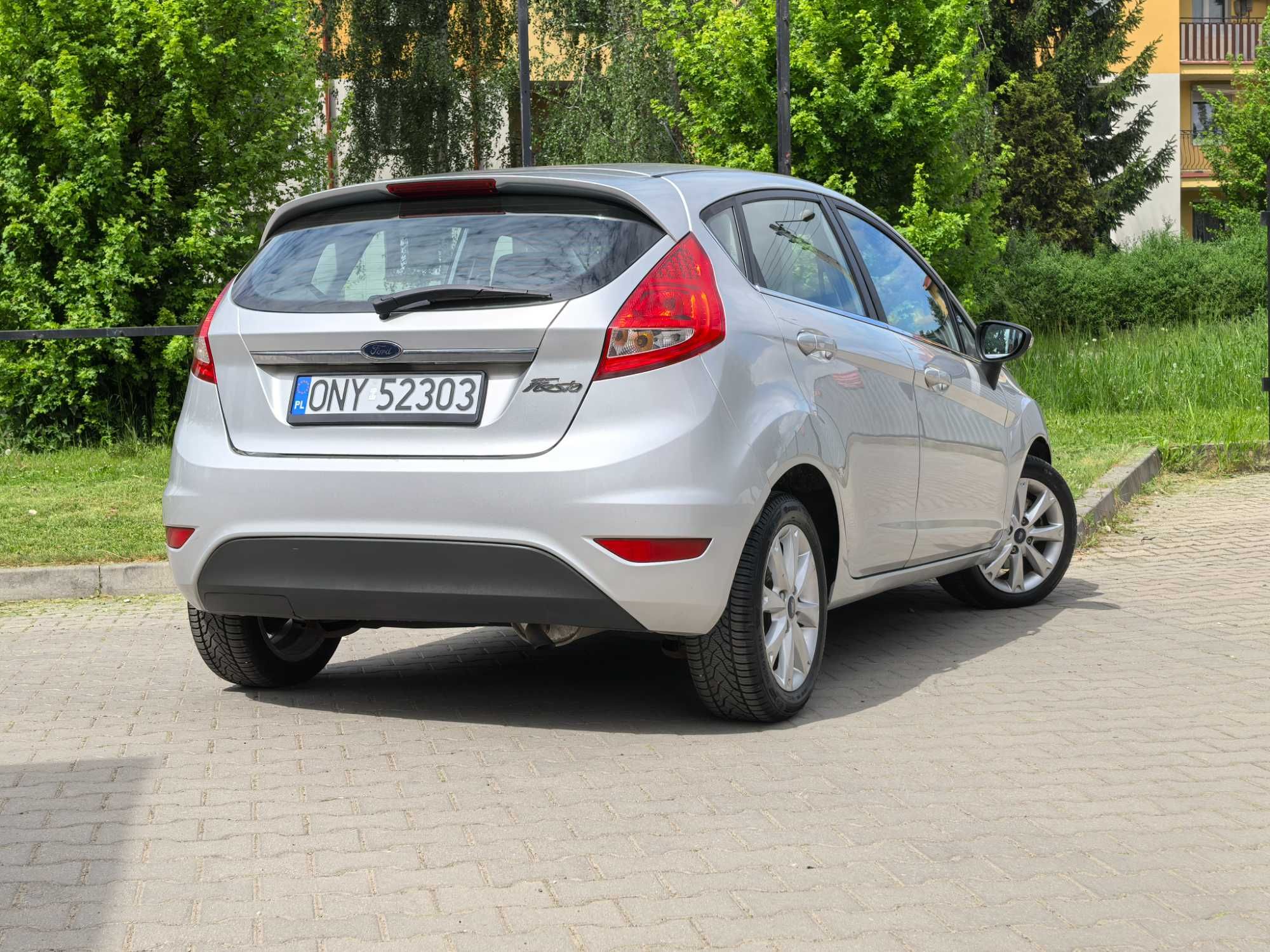 Ford Fiesta Titanium 1.4 benzyna niski przebieg Okazja Zamiana