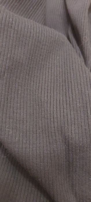 Гарна чорна сукня в рубчик/плаття по фігурі