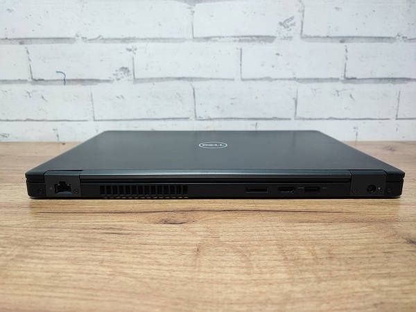 Продаю класний, сучасний ноутбук Dell Latitude 5480 з підсвіткою клави