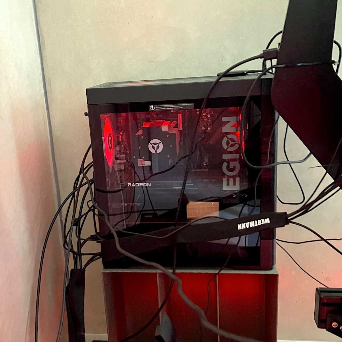 Cockpit completo de Simracing com PC