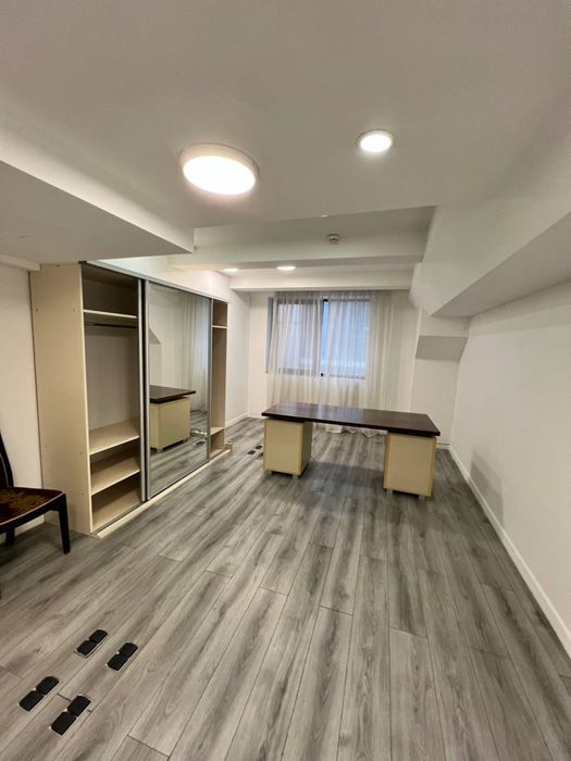 Сдам офис на 9 кабиентов с ремонтом , Центр