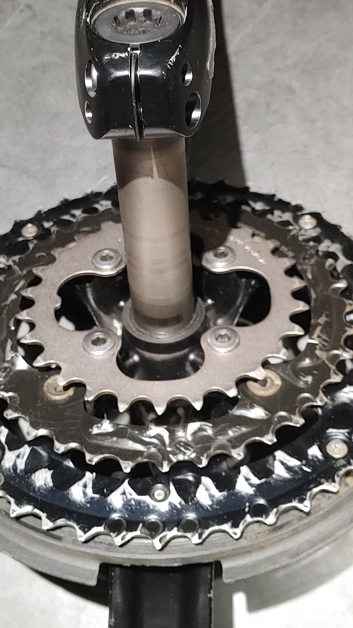 Korba Hollowtech II Shimano FC-T551 blaty 48t-36t-26t 170mm