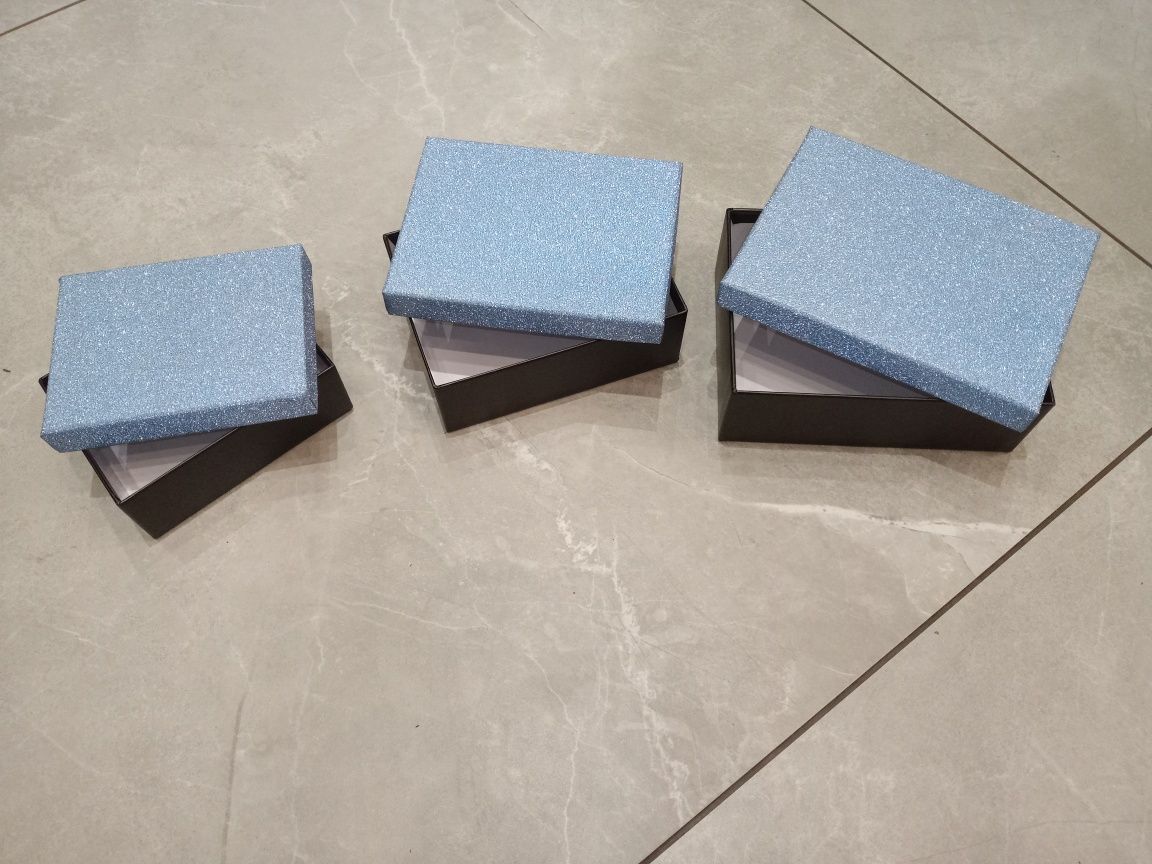 Zestaw brokatowych pudełek niebieskich na prezent B11003