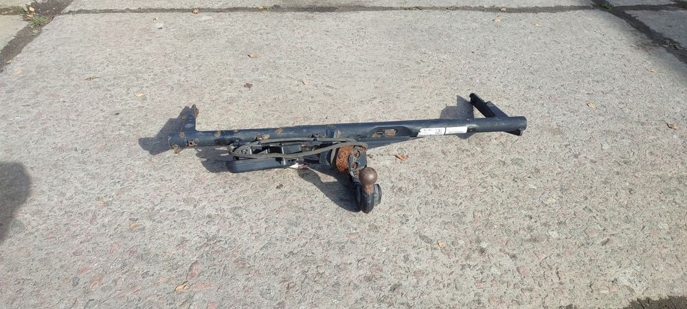 Фаркоп Пасат Б7 електрокрюк 3AA803880G форкоп Passat B7  електровідкид