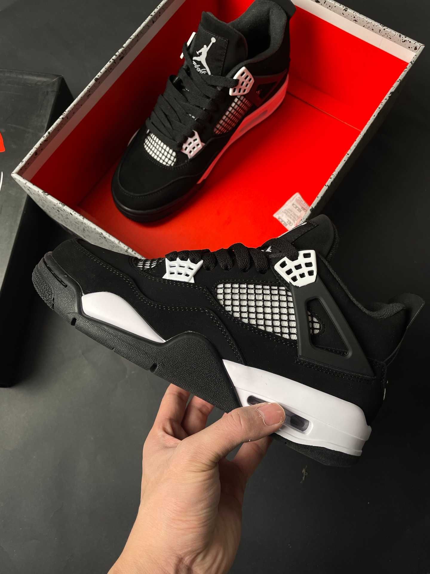 Nike_Nowy*Jordan4_ Retro_White_Thunder*UnisexTrampk41