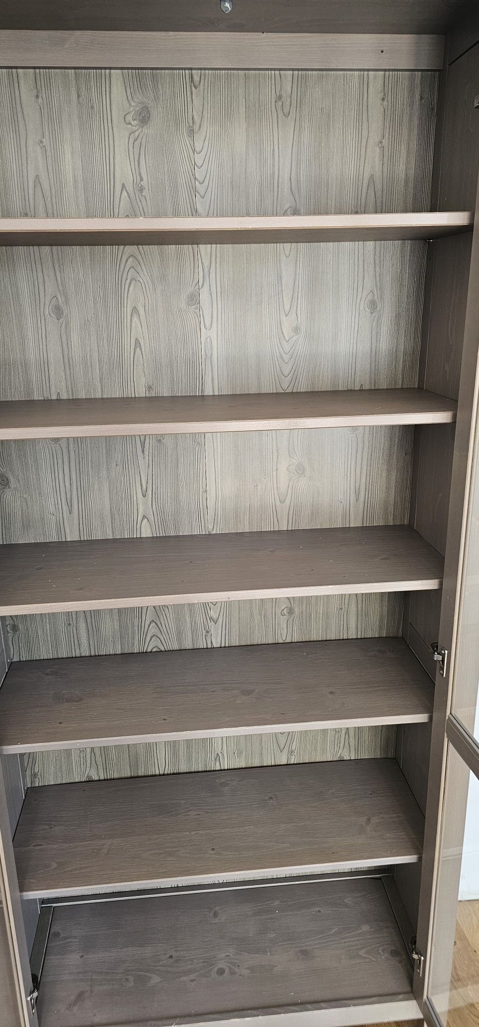 Regał witryna biblioteczka hemnes ikea drewniana