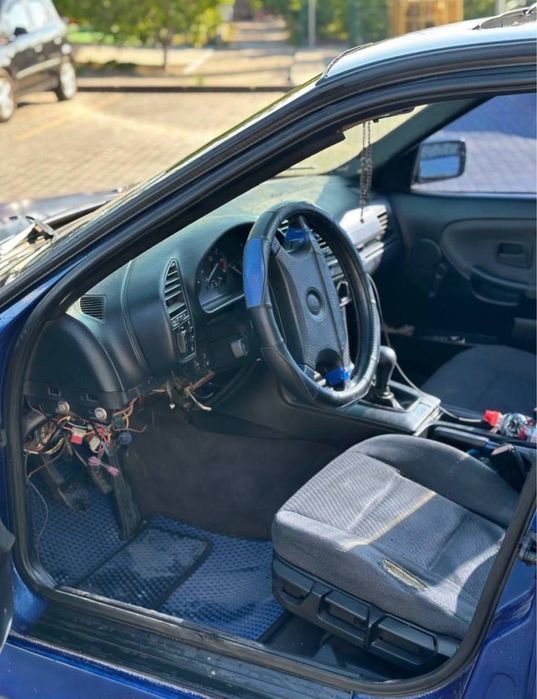 Продам БМВ е36 газ