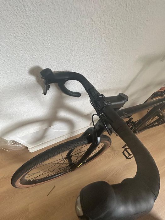 Cube Nuroad Race 2023 / Gravel