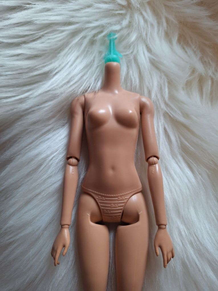 Тіло від Барбі екстра, Barbie Extra HPB16, тон Neutra, mattel