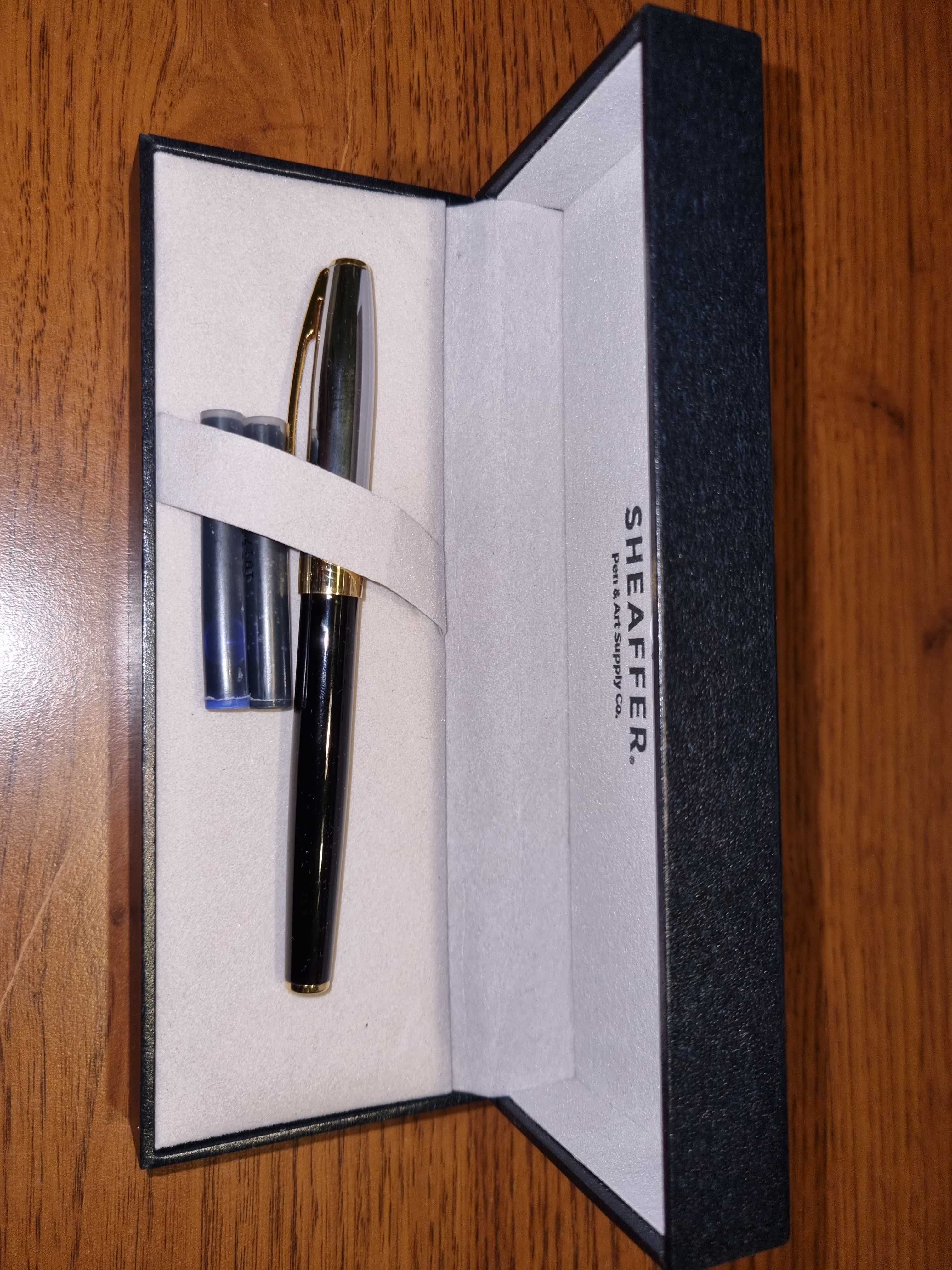 Pióro wieczne Sheaffer Sagaris czarno stalowe F. Nowe. Nieużywane.