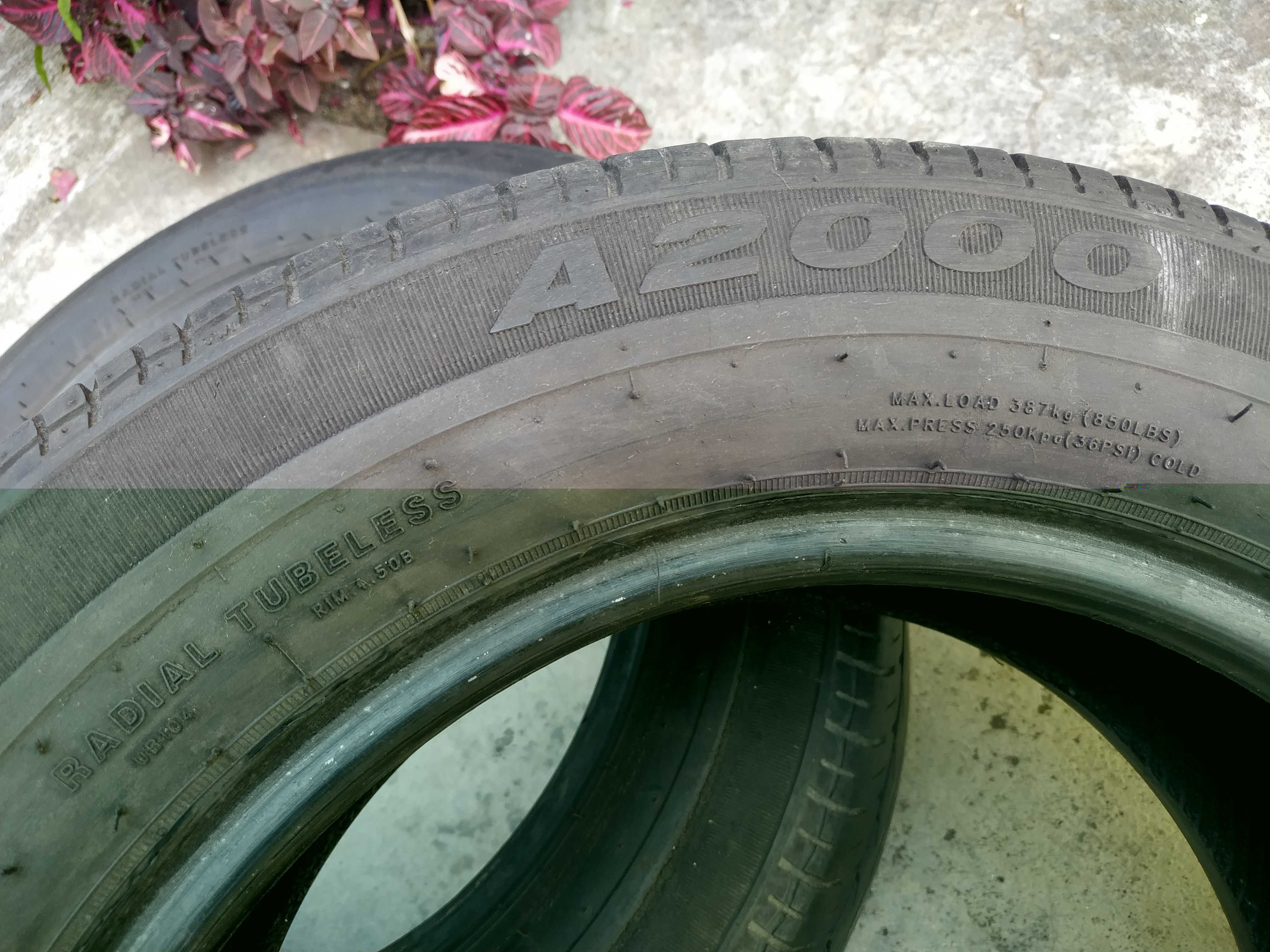 155/70 R13 par de pneus (15€ o par)