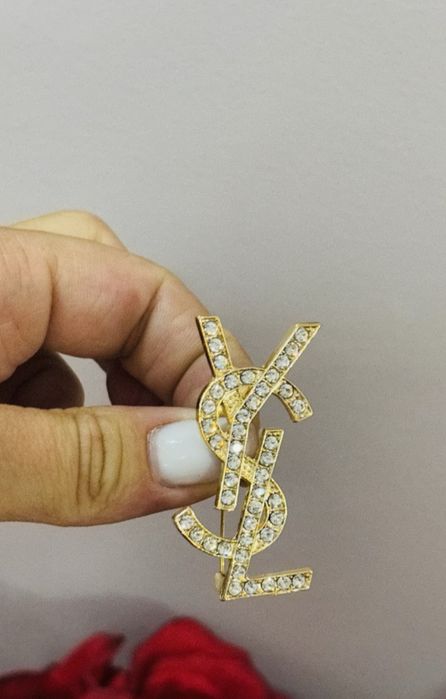 Złota broszka cyrkonie stal chirurgiczna nierdzewna