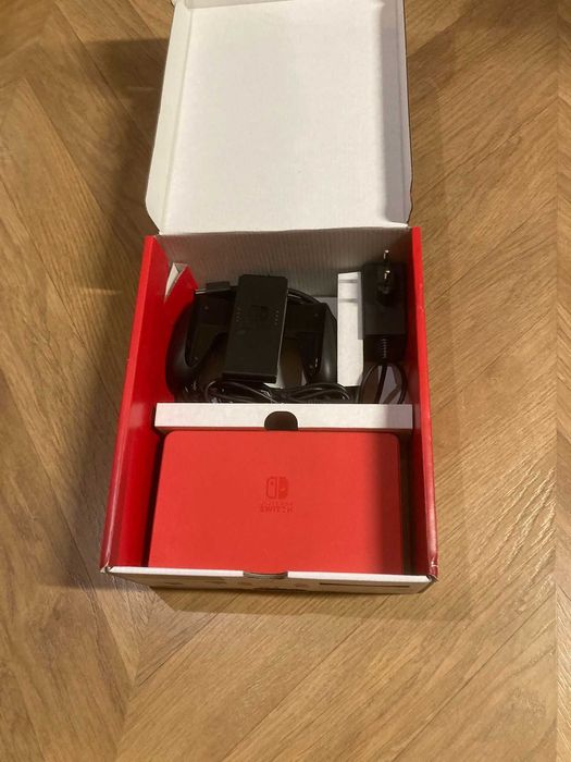 Nintendo Switch OLED Mario Edition jak nowe na gwarancji + GRATISY!