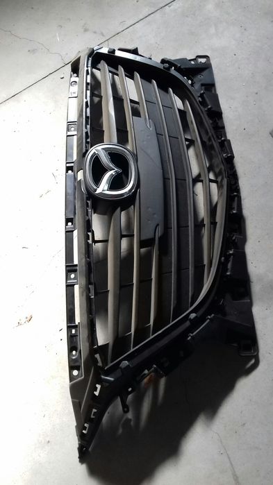 Grelha mazda 3 ano 2013/16
