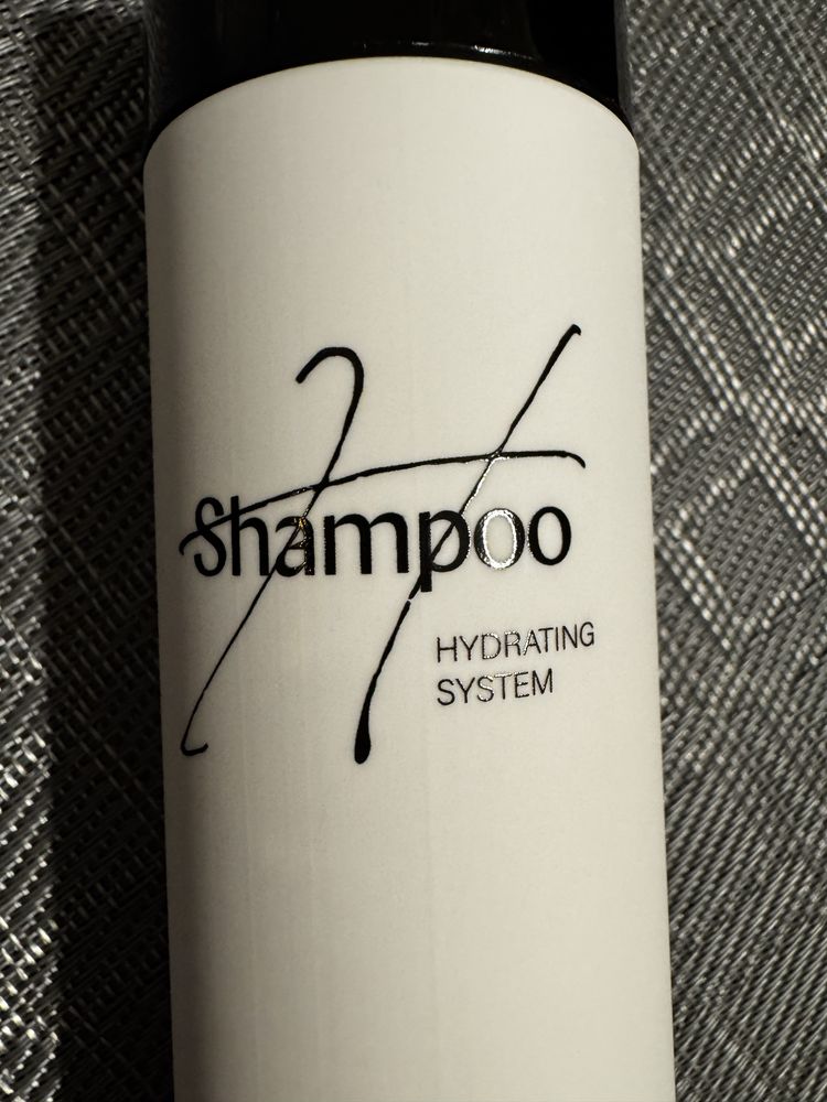 Szampon MUDII.  Hydrating
