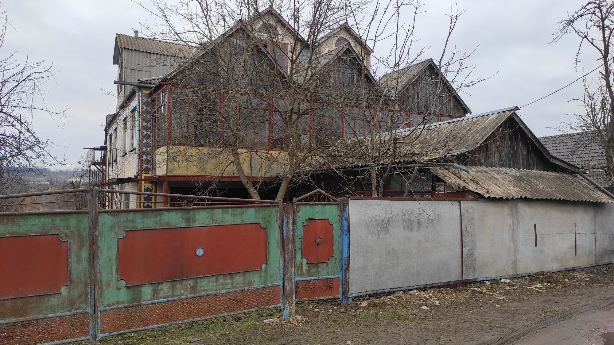 Продається будинок в селі Кашперівка.