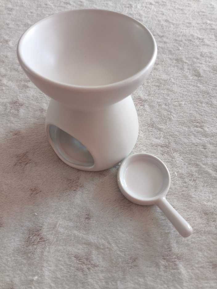 Ceramiczny Kominek Na Olejki Eteryczne