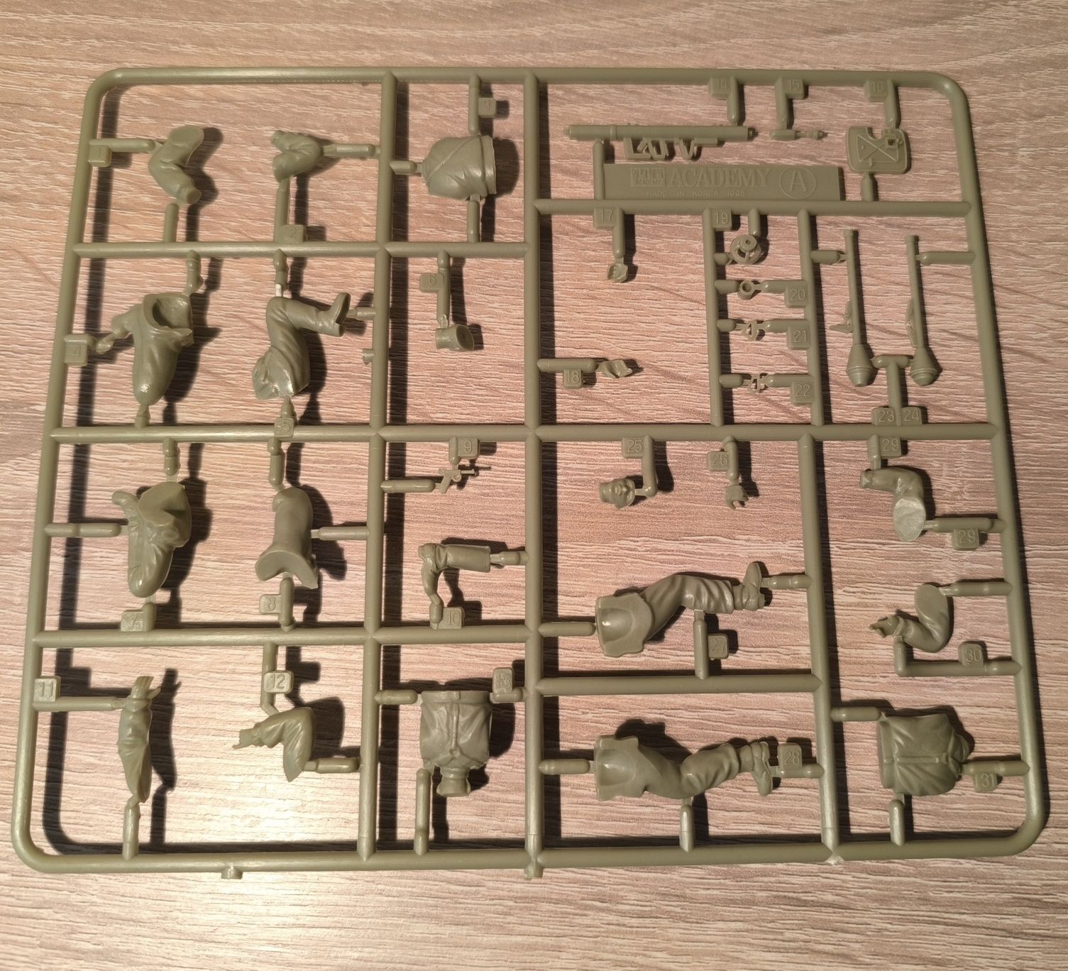 Niemcy łowcy czołgów ACADEMY 1/35, German Infantry Destroyer Set
