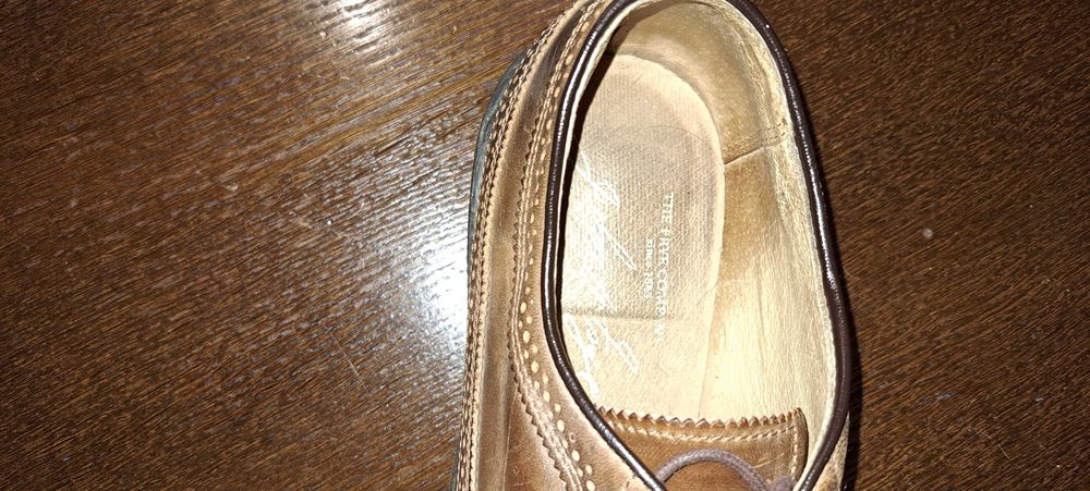 Чоловічі брогі шкіряні