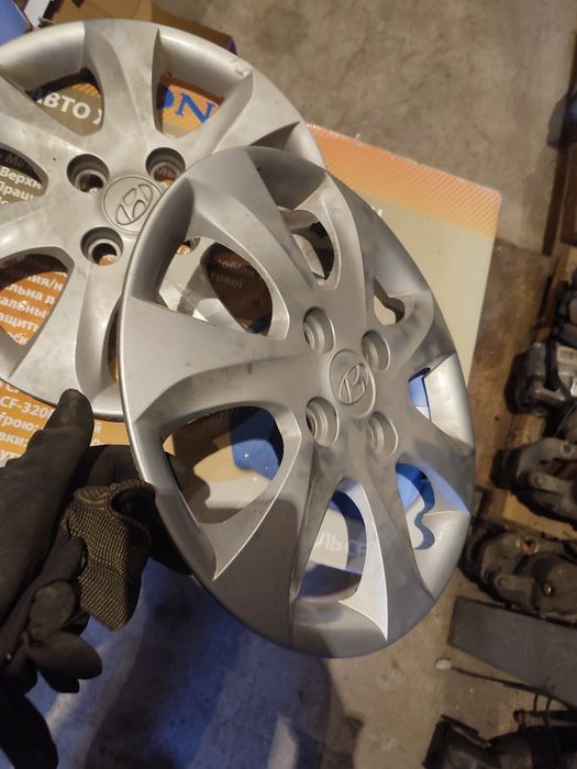 Оригінальний ковпак колеса R14 Хундай Ай 10 2007-2014 52960-0Х300