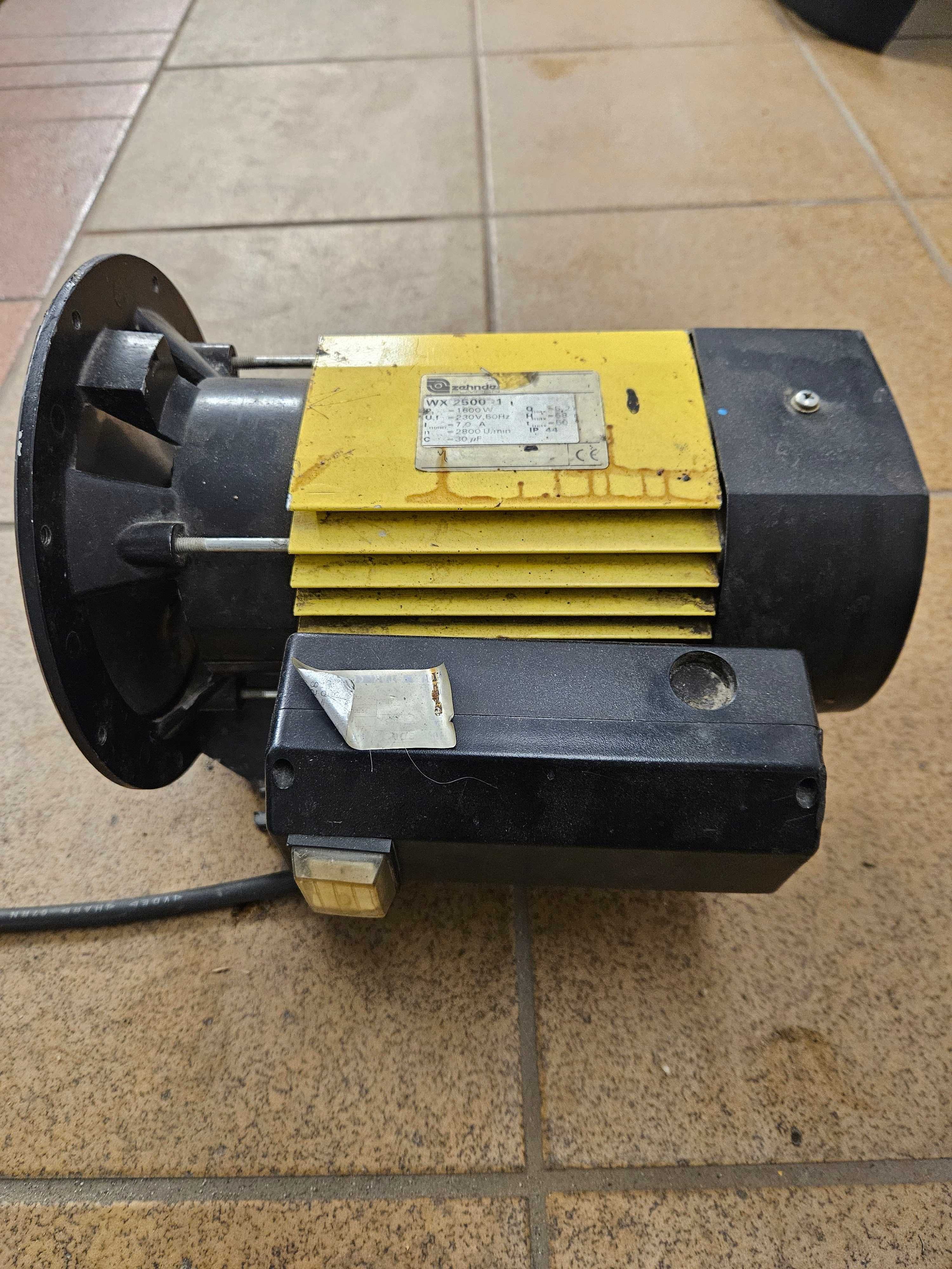 Silnik 1600W od hydroforu - sprawny