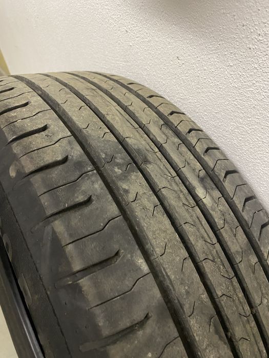 Pneu Continental 215/60 R 17 H