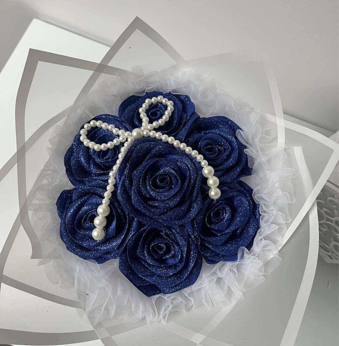 Bukiety wiecznych róż, bukiety róż ze wstażek - na zamowienie