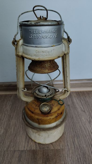 Stara lampa naftowa FeuerHand 276 Baby Specjal duży zbiornik