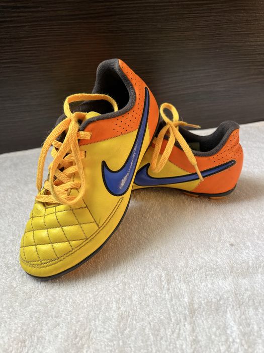Футбольні копочки Nike,Бутси