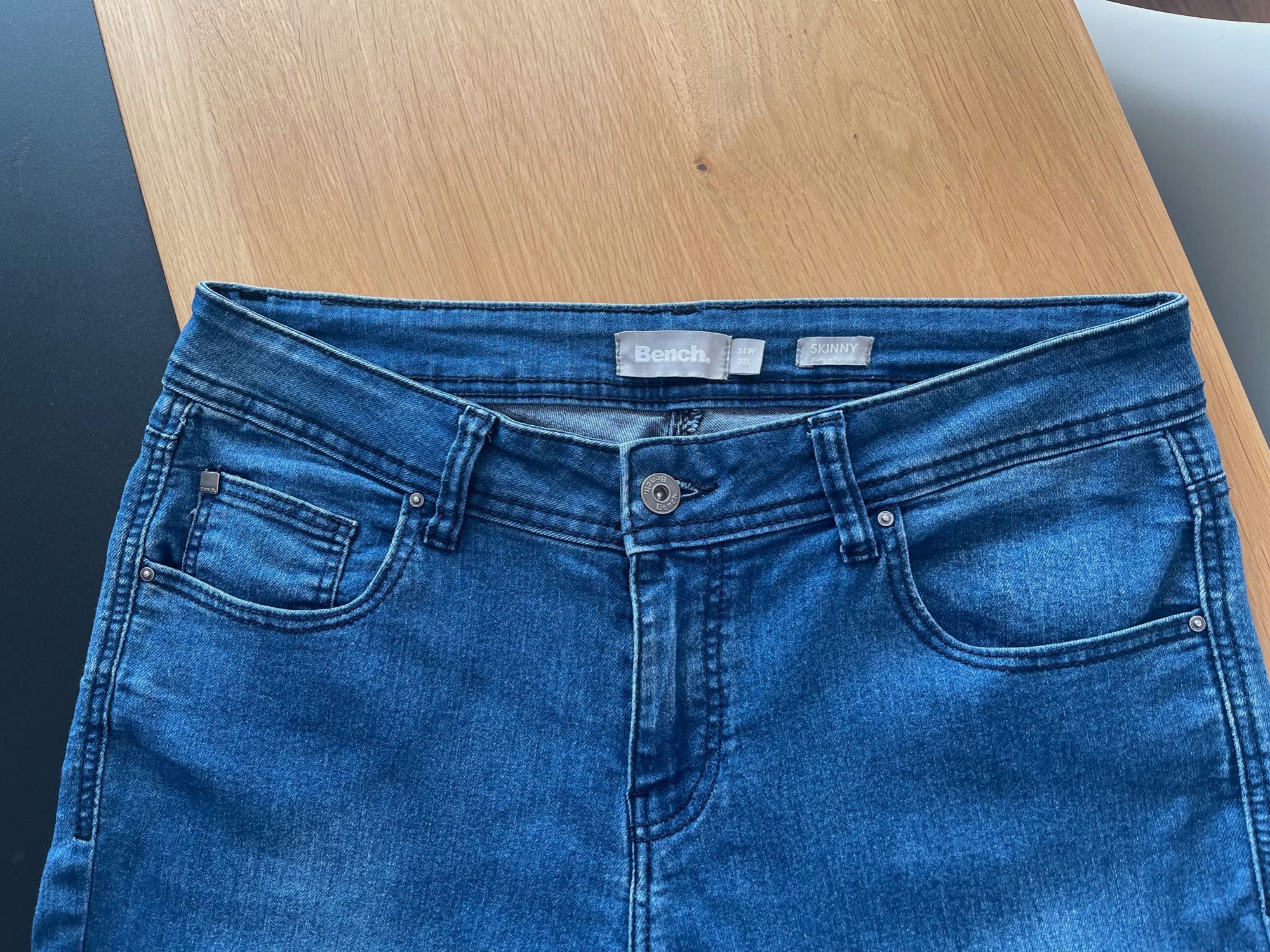 Spodnie damskie jeans Bench, W31L32, ciemny niebieski