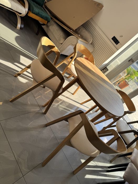 Zestaw mebli STÓŁ FI 100 + 4x krzesło drewniane