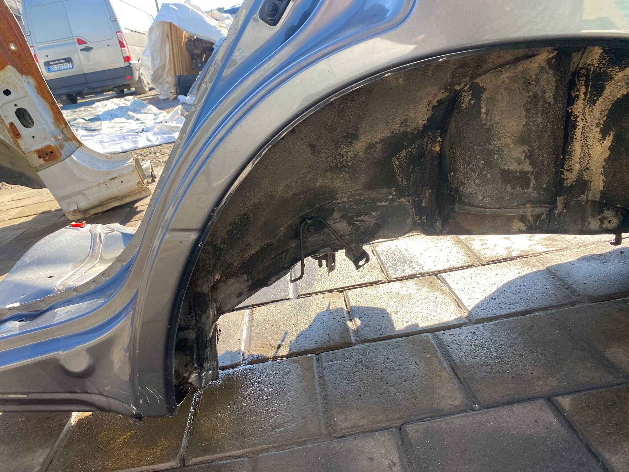 Крило заднє ліве Mitsubishi Outlander