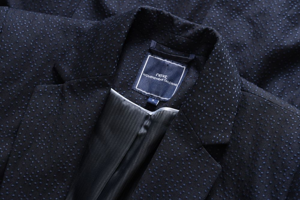 NEXT taliowana granatowa marynarka damska w rzucik żakiet blezer 34 36