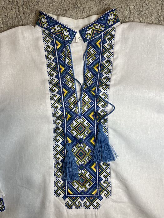 Вишиванка диряча на зріст 152см