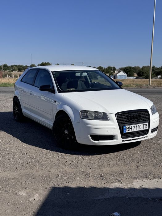 AUDI A3 8P 2007 год 1.6 MPI