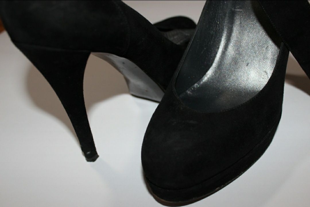 Obcasy, buty na obcasach Stuart Weitzman