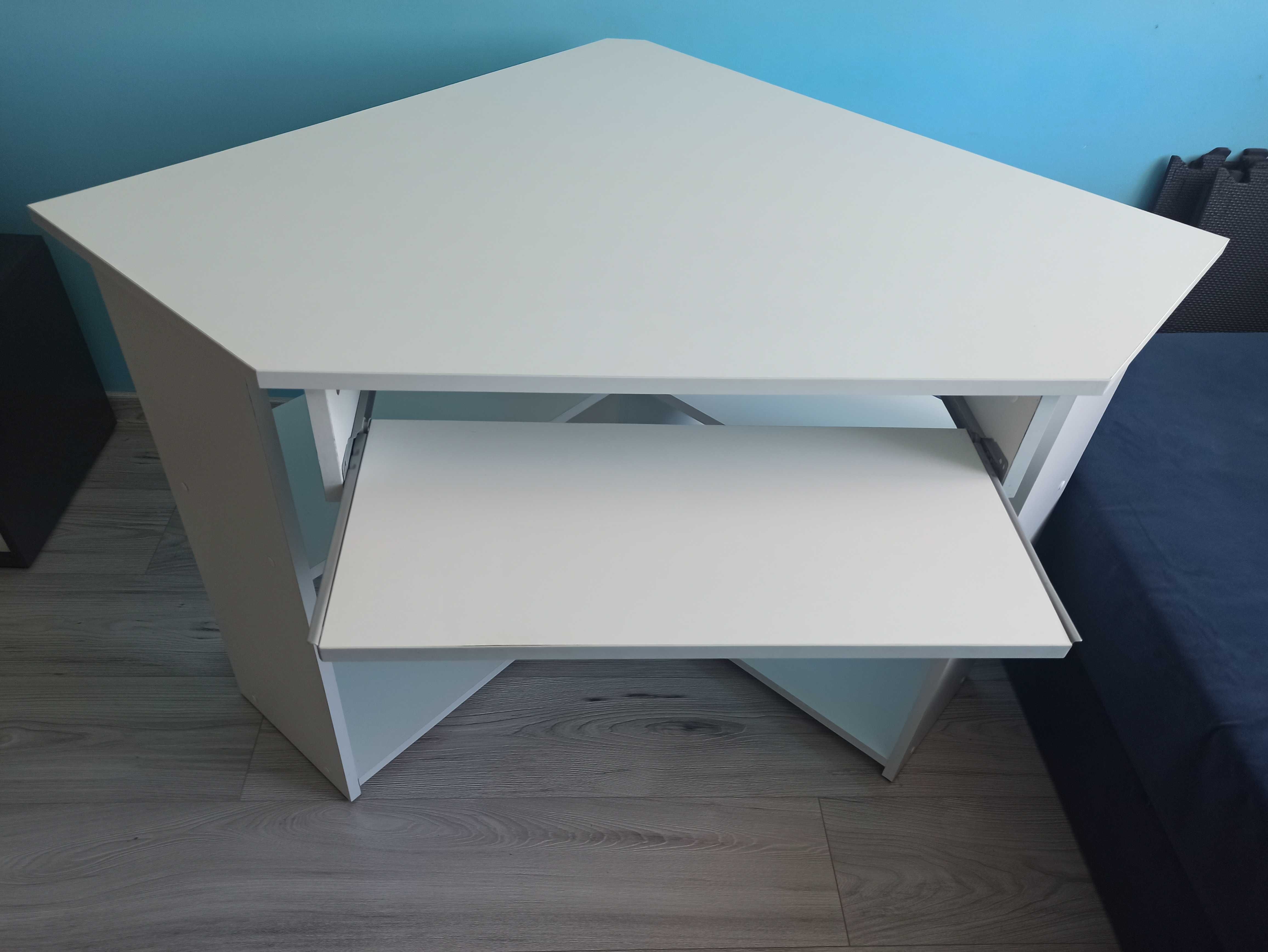 Biurko narożne białe z półkami 80x80x75