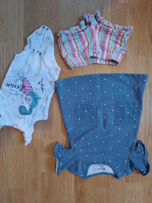 Bluzeczka bluzka jeansowa krótki rękaw, spodenki 86