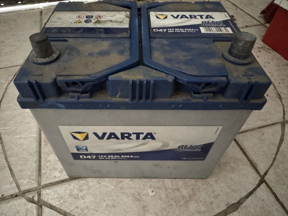 Bateria para carro usada VARTA 12v 60 Ah 540 A