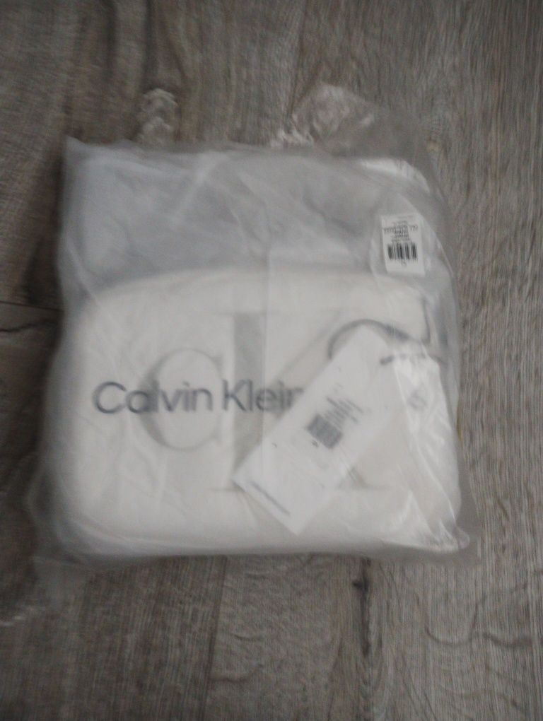 Torebka damska marki Calvin Klein