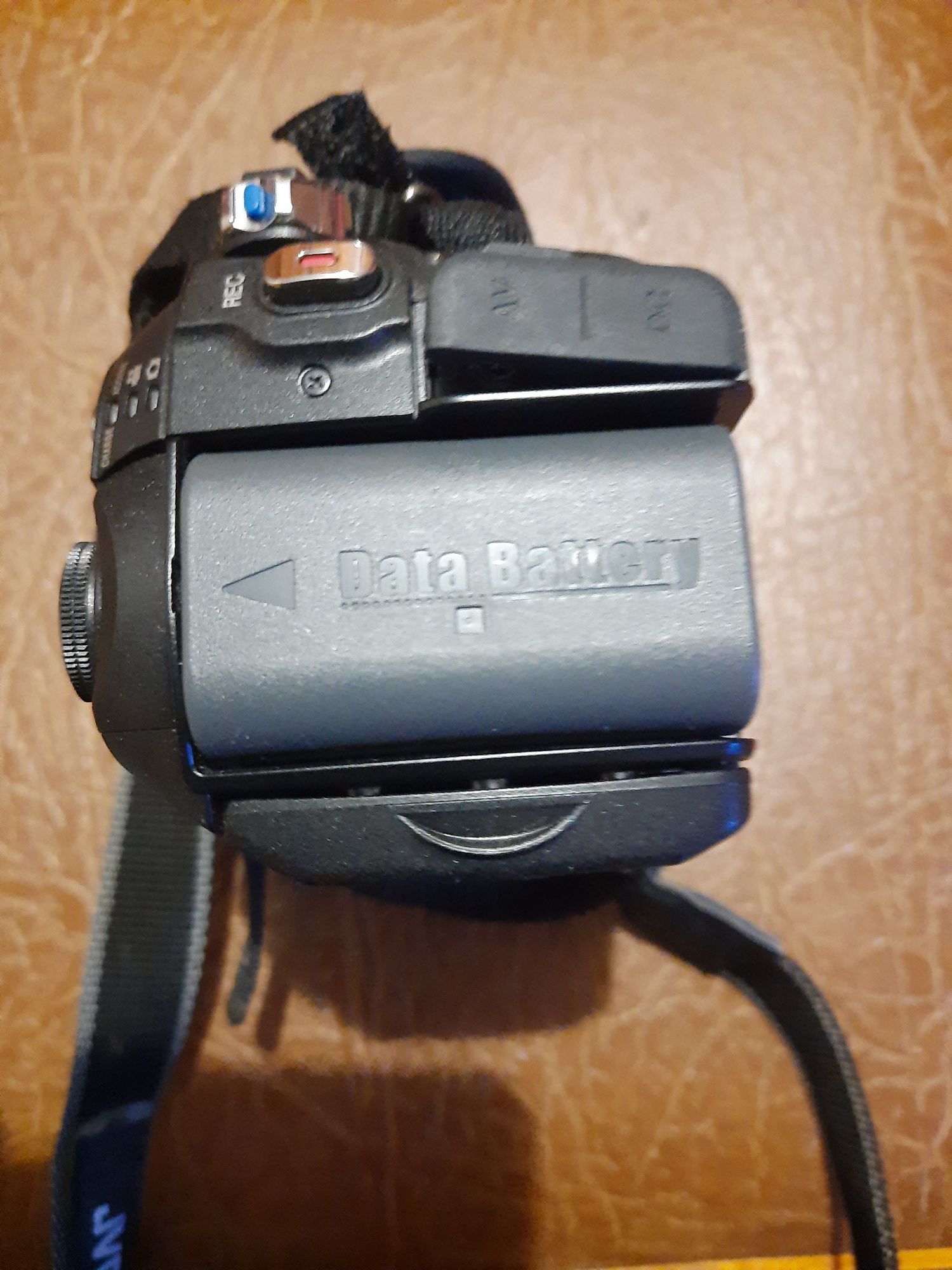 Відеокамера JVC GZ-MG575