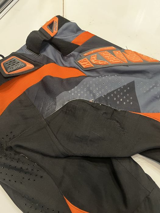 Мото костюм ktm.